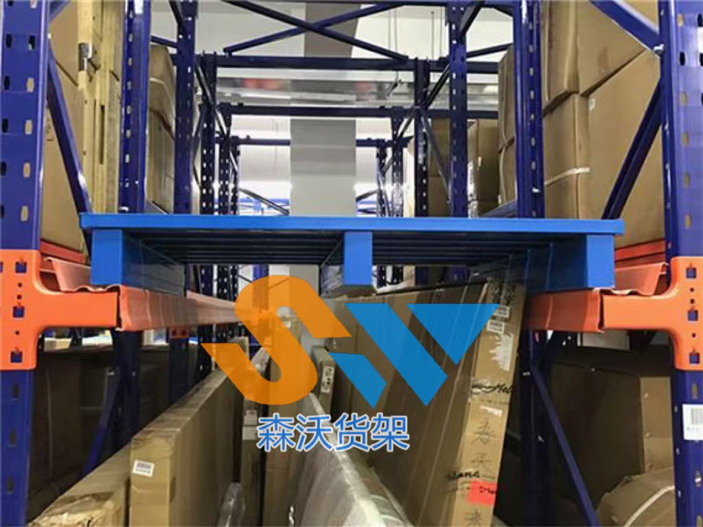 AGV+托盤(pán)貨架:智慧倉(cāng)儲(chǔ)的黃金組合實(shí)踐 森沃倉(cāng)儲(chǔ)與大型醫(yī)藥行業(yè)的合作案例-鋼托盤(pán)